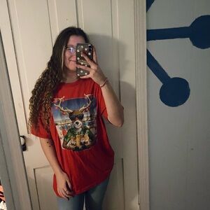 reindeer on beach Tshirt